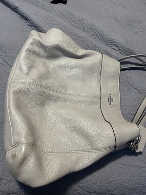 Coach Pebbled Leather Shoulder Bag in Beige. Damage to shoulder straps.